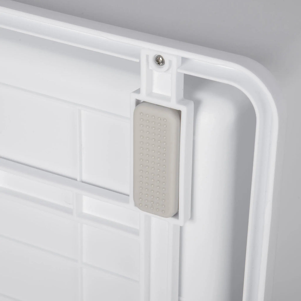 door latch detail — W2225P217616