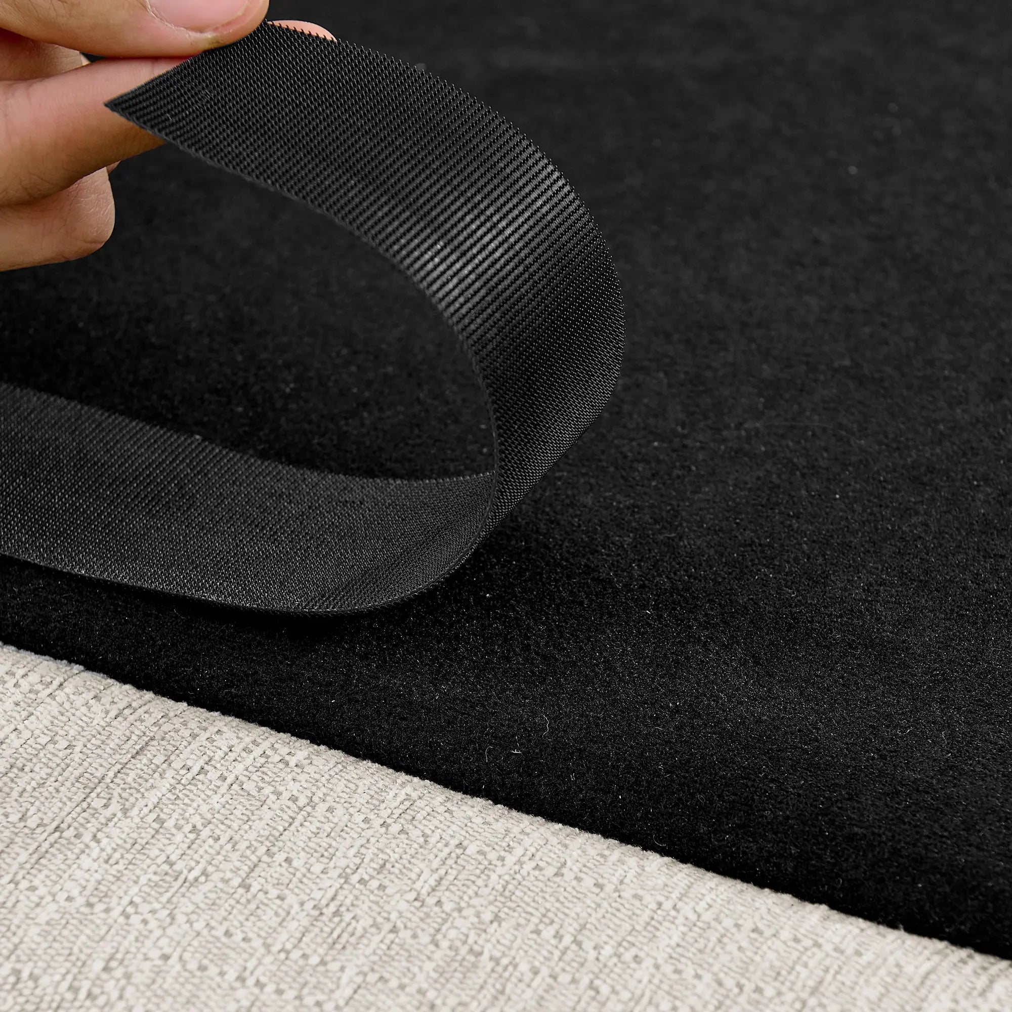 magnetic anti-slip strip — W487P415300