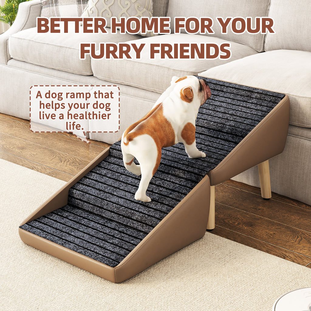Pet using extended climbing surface